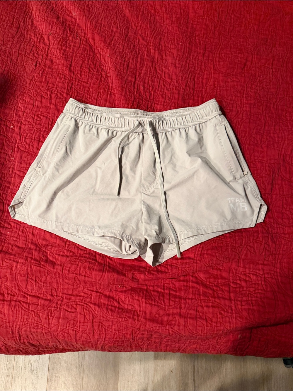 Teamm8 Pace 2.5” shorts